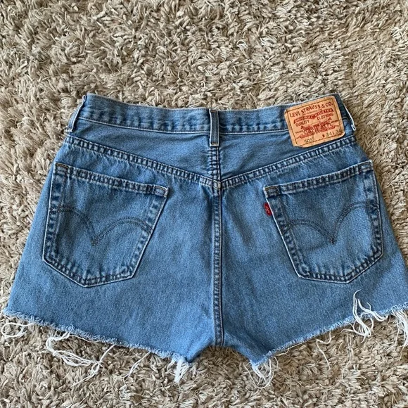 LEVI’S 505 Vintage Cutoff Jean Shorts - Picture 1 of 7